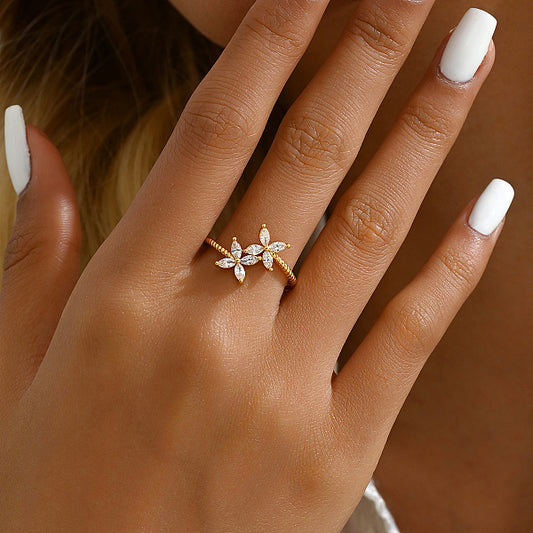 Golden Flower Design Ladies Ring for Daily Wear, Dating and Vacation.