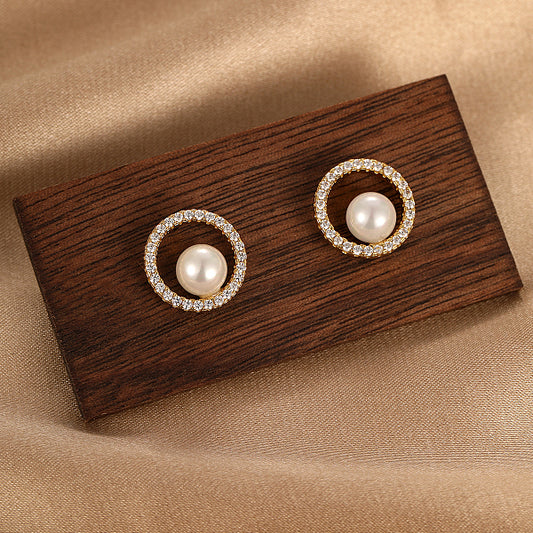18K Gold Plated Copper Stud Earrings with Zirconia and Pearl