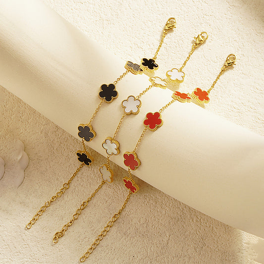 Stylish Stainless Steel Flower Bracelet for Women's Daily Wear