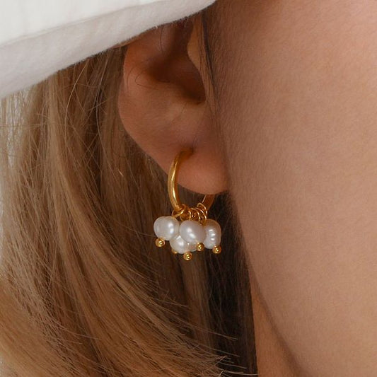 Elegant C Shape Metal Plating Artificial Pearls Ear Studs