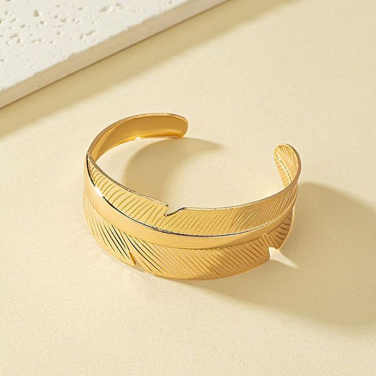 Nordic Style Vacation Leaves Solid Color Alloy Wholesale Cuff Bracelets